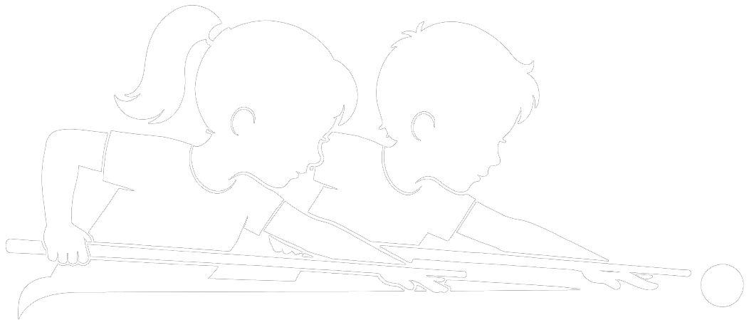 Deux jeunes jouant au billard